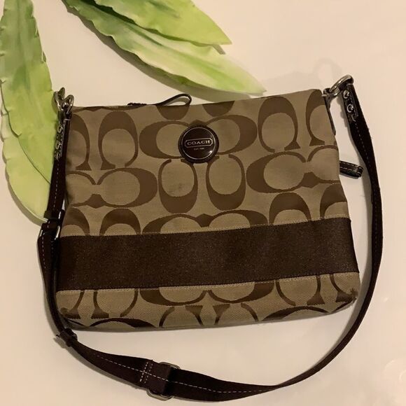 🌟coach Signature Stripe Cross Body File Shoulder Bag🌟 - Picture 2 of 9